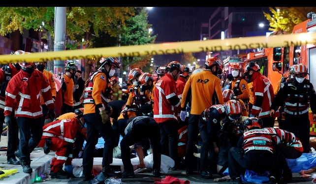 Corée du sud Une bousculade fait 120 morts et 100 blessés à Séoul lors d’une fête d’Halloween