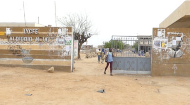 Kaolack : Le Lycée Valdiodio Ndiaye ploie sous le poids de l’âge, au regard de l’État du Sénégal